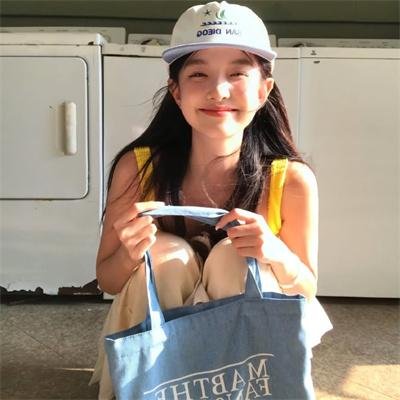 千亿影后魂穿十八线女星